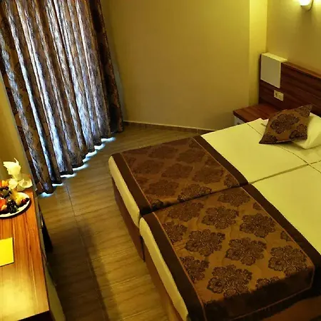 Sun Beach Park Hotel Hotel 4*