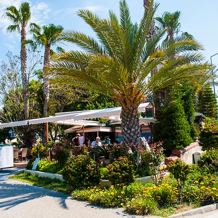Sun Beach Park Hotel Отель