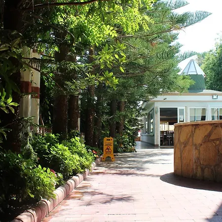 Отель Sun Beach Park Hotel