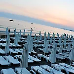 Sun Beach Park Hotel Side