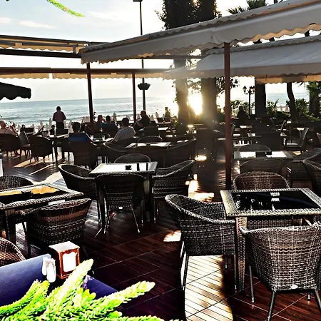 Sun Beach Park Hotel 호텔